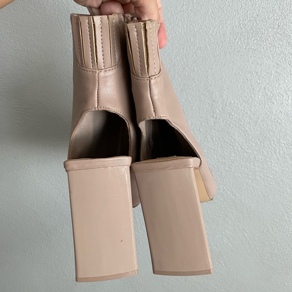 Steve Madden Heels Women’s Size 8.5 Block Chunky Heel Boots Taupe Peeptoe - Picture 6 of 9